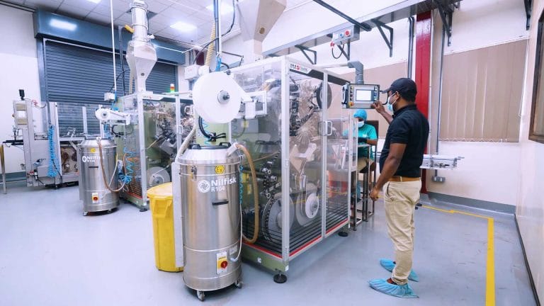 packaging processs at venture tea using advanced machinery, private label tea, wholesale and bulk tea exporter, pure ceylon tea, largest tea producer, largest tea exporter